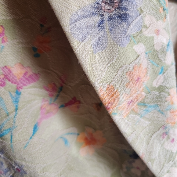 Forever 21 Spring Crop Blazer Jacket - Picture 5 of 7